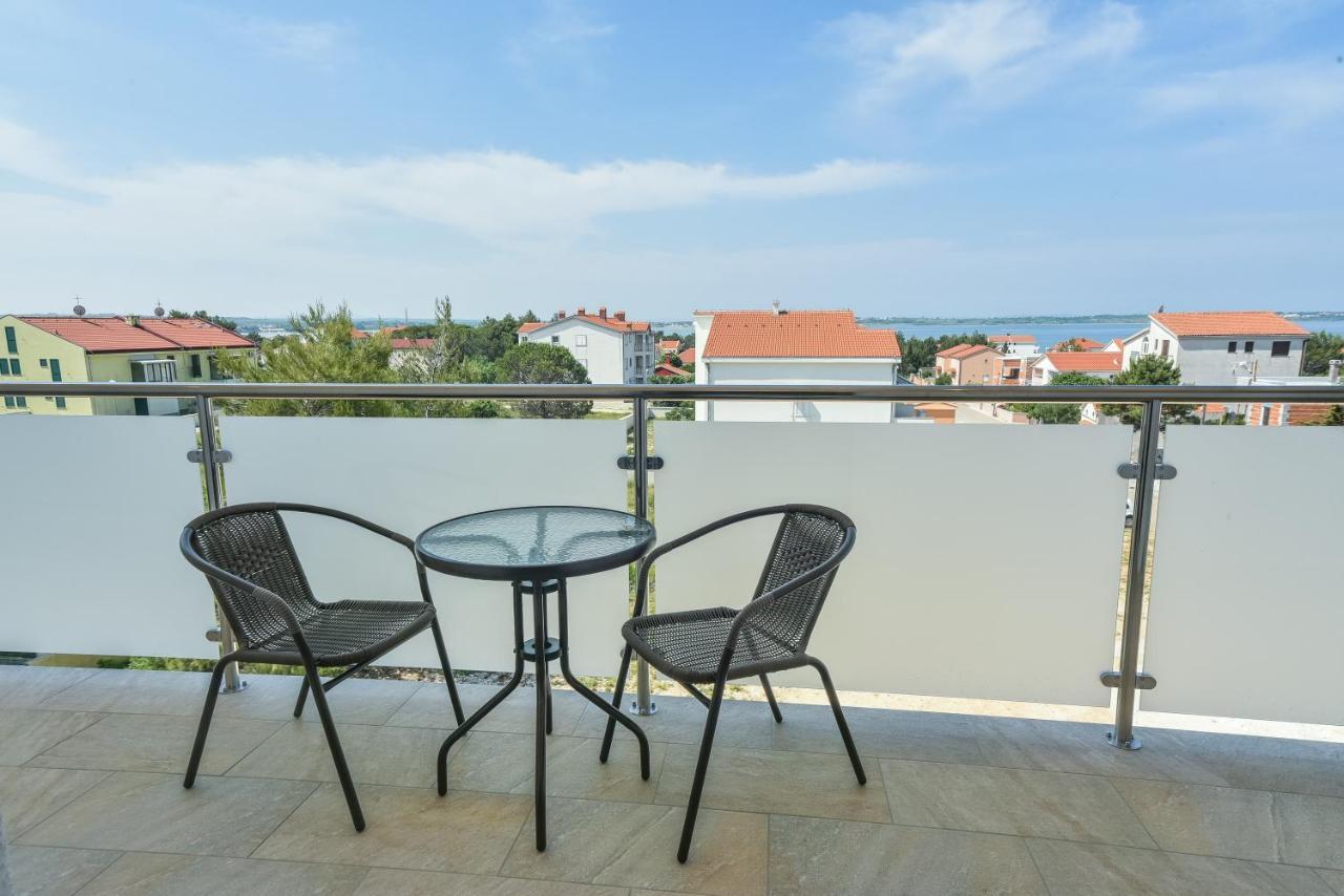 Apartments Sandrina Vrsi Buitenkant foto