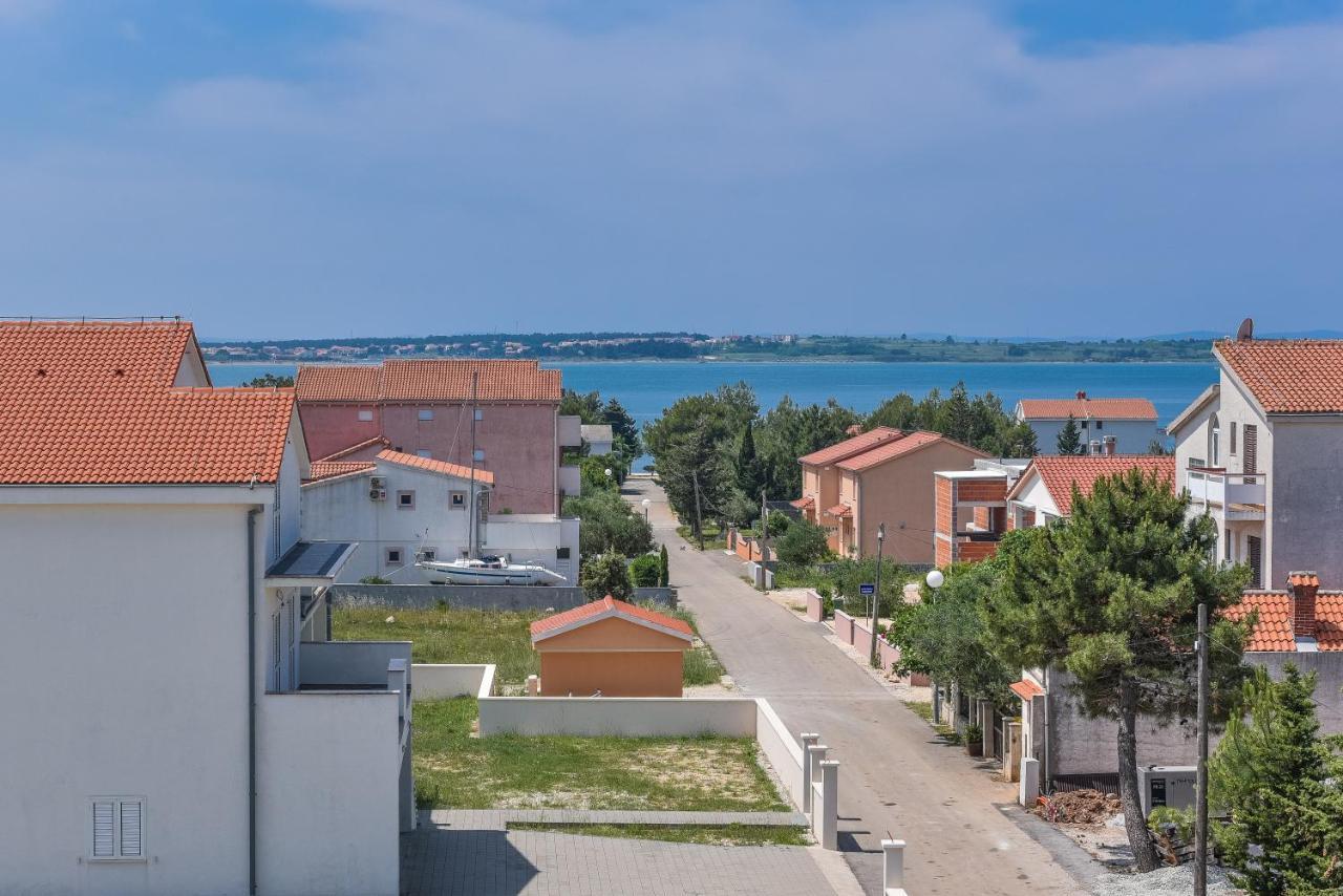Apartments Sandrina Vrsi Buitenkant foto